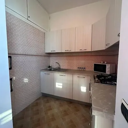 Apartamento Centocelle, Metro C Luminoso Quadrilocale *